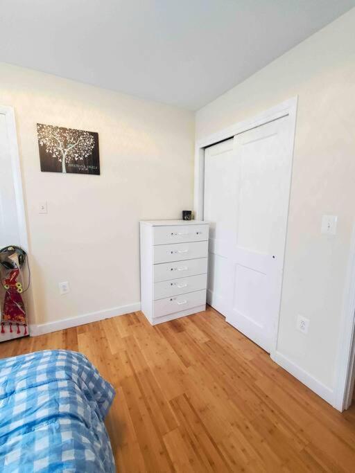 5 Star Room/Close To Town Center And Everything/5 Min Walk Metro Rockville Exteriér fotografie